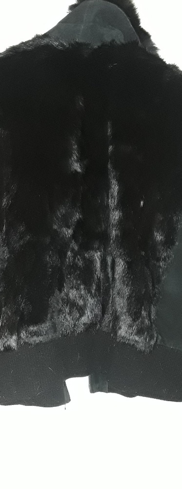 Fur coat - Picture 3 of 3